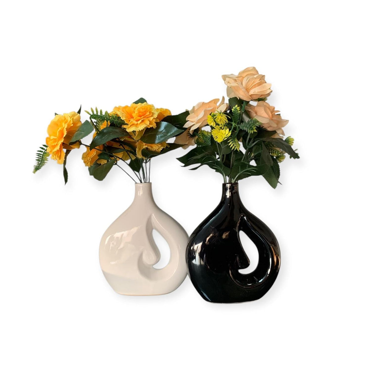 Vibhsa Cloud Hole Shape Ceramic Vase – Table Décor