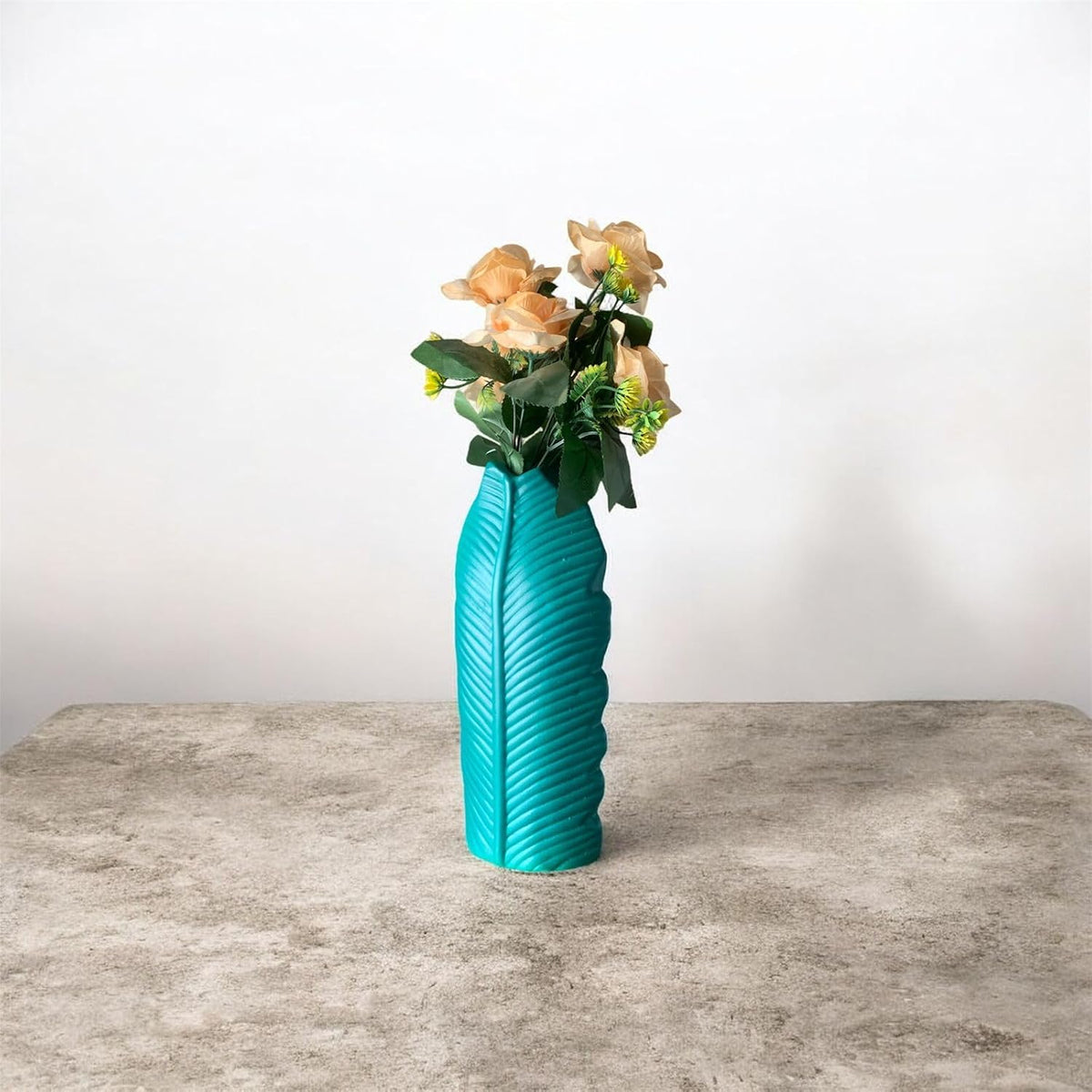 Vibhsa White Ceramic Donut Vase for Pampas Grass