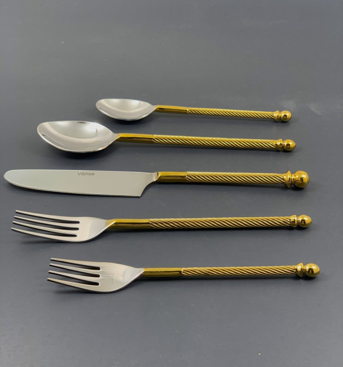 Vibhsa Stainless Steel Flatware set of 20 Pieces Gold