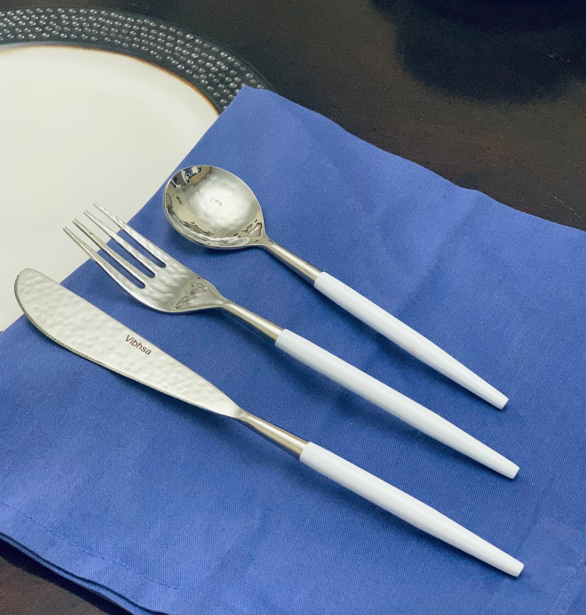 Vibhsa White Stainless Steel Flatware 18-Piece Set