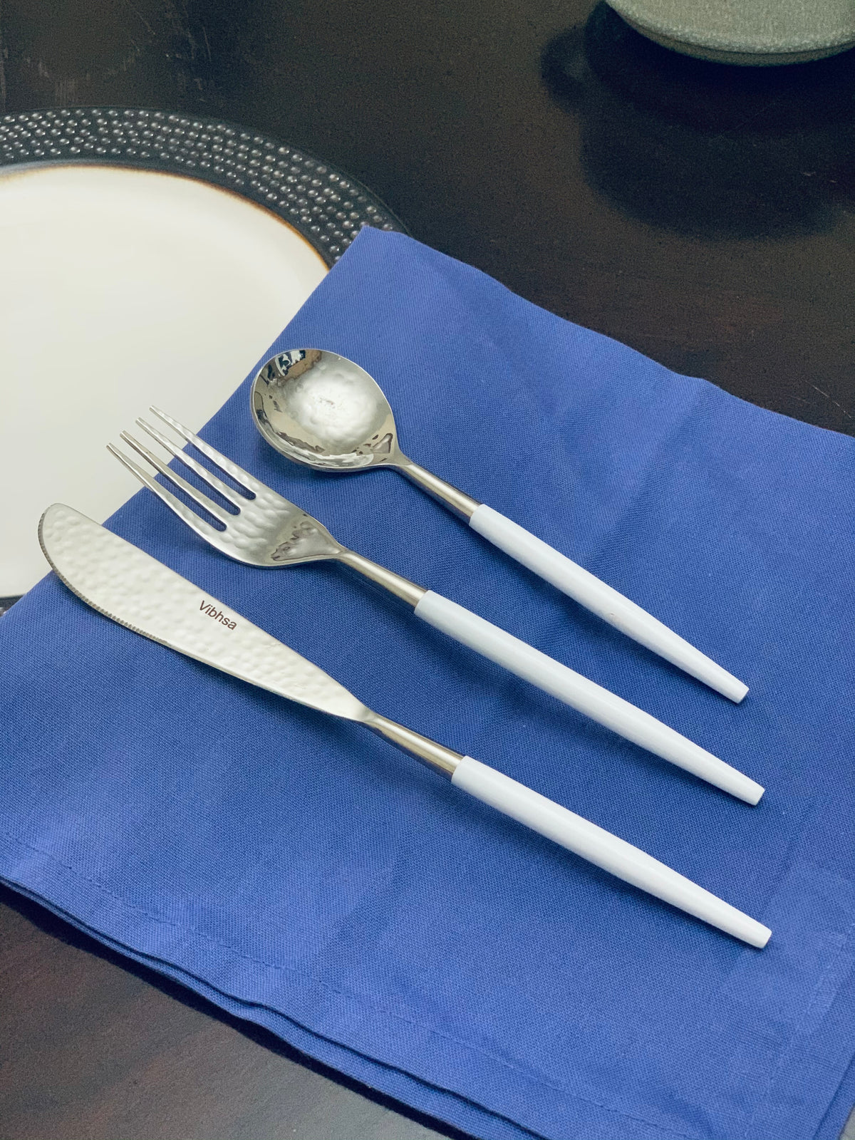 Vibhsa White Stainless Steel Flatware 18-Piece Set