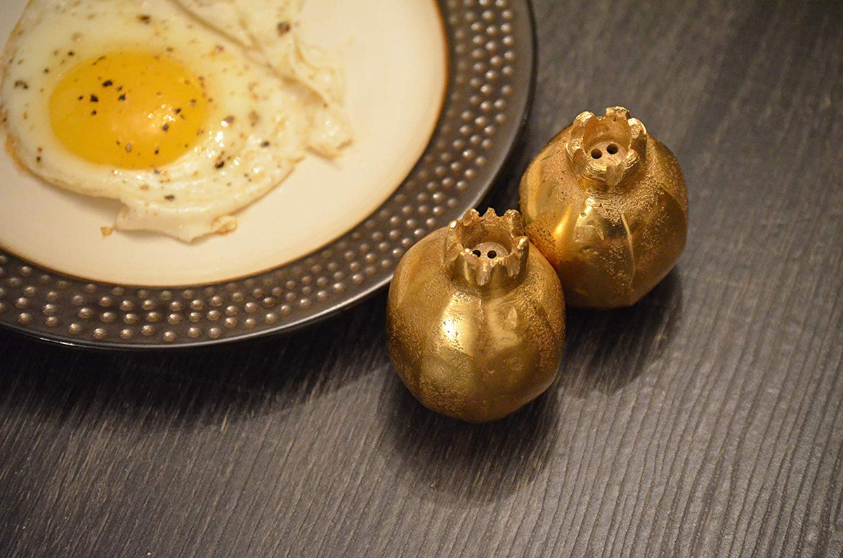Unique Napkin Holder and Salt & Pepper Shakers Set (Gold)
