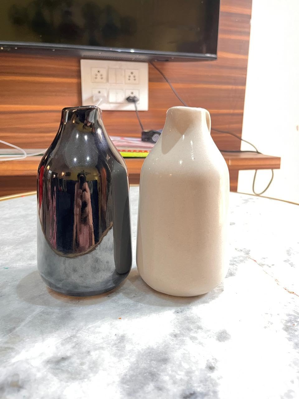 Vibhsa Ceramic Bud Vase for Living Room