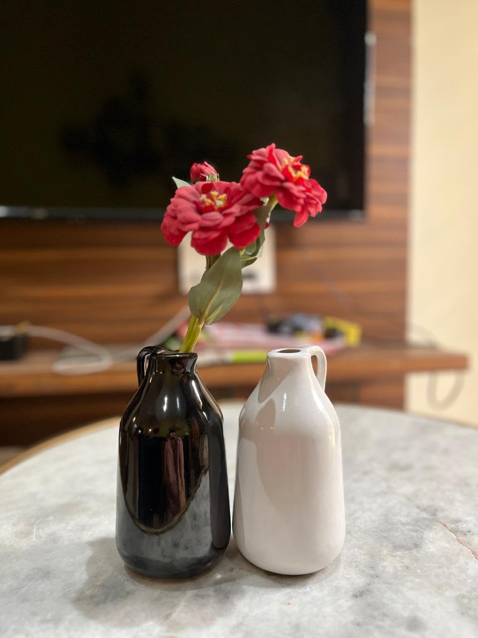 Vibhsa Ceramic Bud Vase for Living Room