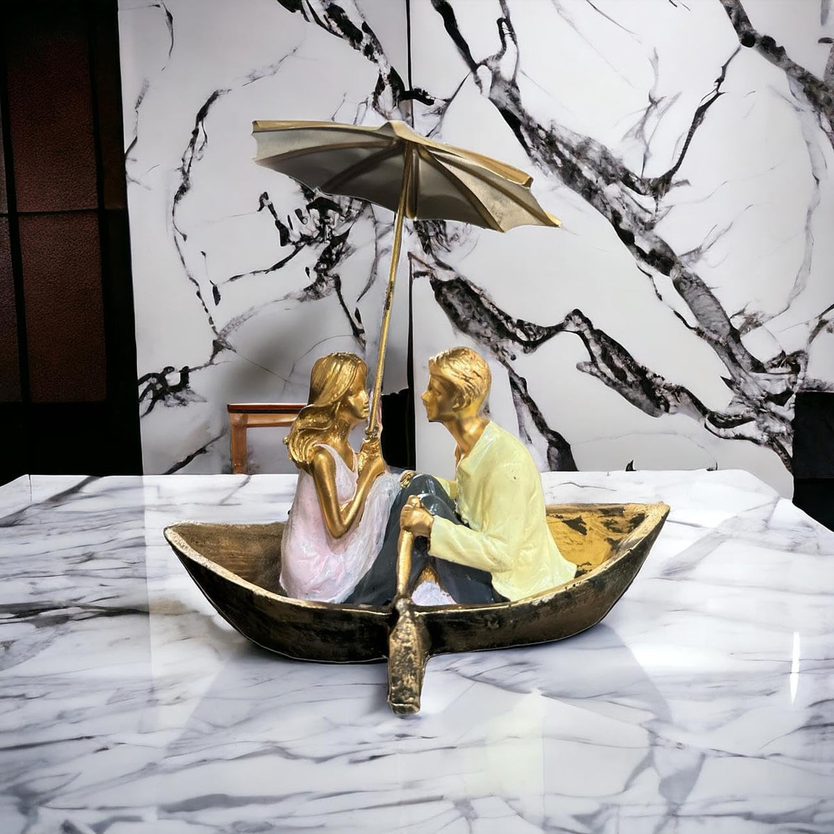 Vibhsa Romantic Boat Couple Showpiece