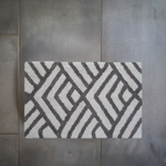 CHICOS HOME Bath Rug Geometric Pattern in Grey & Ivory