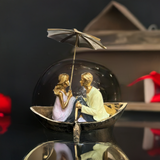 Couple Showpiece Statue for Home Decor & Gifting