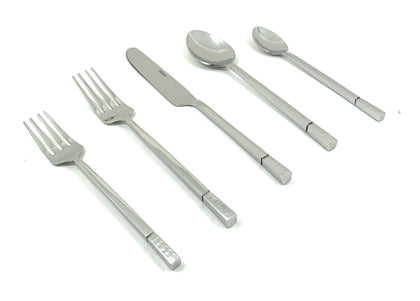 Vibhsa Flatware set of 20 Pieces Silver Stainless Steel Modern Design